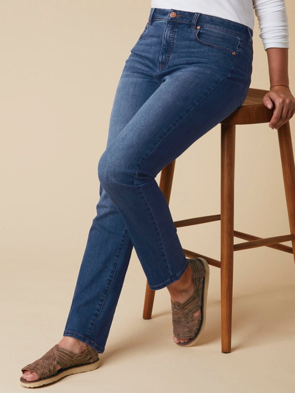 Coldwater Creek High-Rise Straight Leg Jeans Medium Wash | 6
